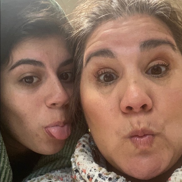 Meet your Posher, Christine - Picture 1 of 1